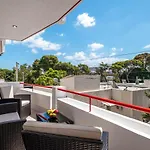 Urban Elegance, 3-Bedroom Flat In Heart Of Chania