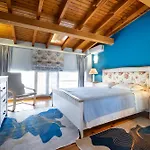 Purple Apartment Chania