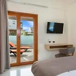 Chrysa Apartments