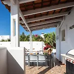 Villa Aliki