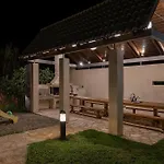 Daphnis Villas