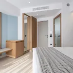 M City Hotel