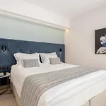 M City Hotel