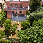Isabella\'S Hidden Gem House