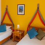 Villa Asteria Not Overlooked, 3 Min Drive To Beach