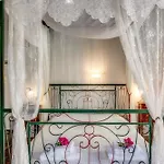 Ifigenia Rooms