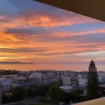 Stephanie\'S Place - Charming Apartment With Sea View