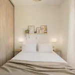 Sol Luxury Apartment - Close To The Beach With A Private Mini Pool