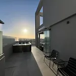 Olo Penthouse By 8Essentially
