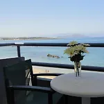 Danaos Hotel