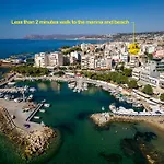 Stylish And Modern Apartment Near Nea Chora Beach