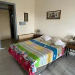 Souvlakis Pool Suites