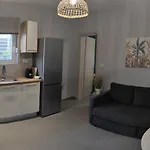 Fanouris Luxury Apartments