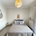 Thali Central Apartment With Parking