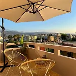 Stratos Apartment