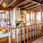 Villa Akrolithos With Private Pool