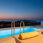 Evora Suites