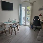 Cozy 4Th Floor Apartment In Chania Center