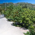 Green Orange Villa Near Platanias