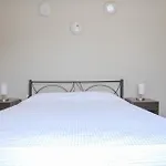 Kaliopi\'S Apartments