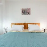 Ferenikis Apartment
