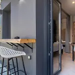 Urban Luxury Apt In Chania Centre