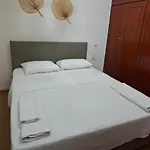 Helen\'S Apartment