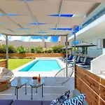 Luminosa Luxury Villa
