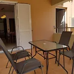 Ilia\'S Apt In Chania
