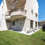 Kalopsia Luxury Apartment Near Chania