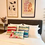 Coco\'S House By The Sea