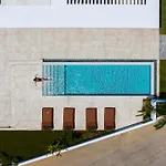 Nuera Villas