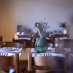 Sundial Lodge