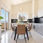 Villa Marathi With Stunning Ocean View