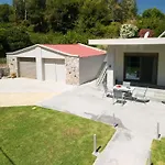 Villa Emily In Countryside
