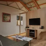 Domus Blanc Boutique Hotel