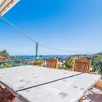 Leonidas House With Sea View