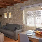 Sundaymar Stone House