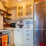 Luxurious Venetian 3 Floor House In The Old Port