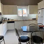 Christina_Apt