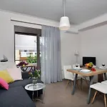 New Apartment Near The Beach.