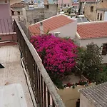 Maro Rooms