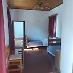 Stelios Rooms To Rent