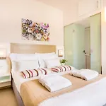 Evelyn\'S House