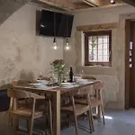 Neoria Houses