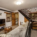 Casa Eleni