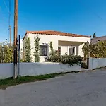 Efi\'S House