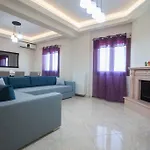 Gold Beach Apartments