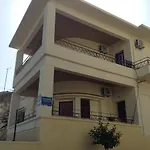 Honolulu Beach Apartments