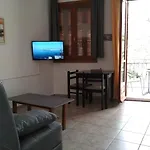 Fidias Apartments